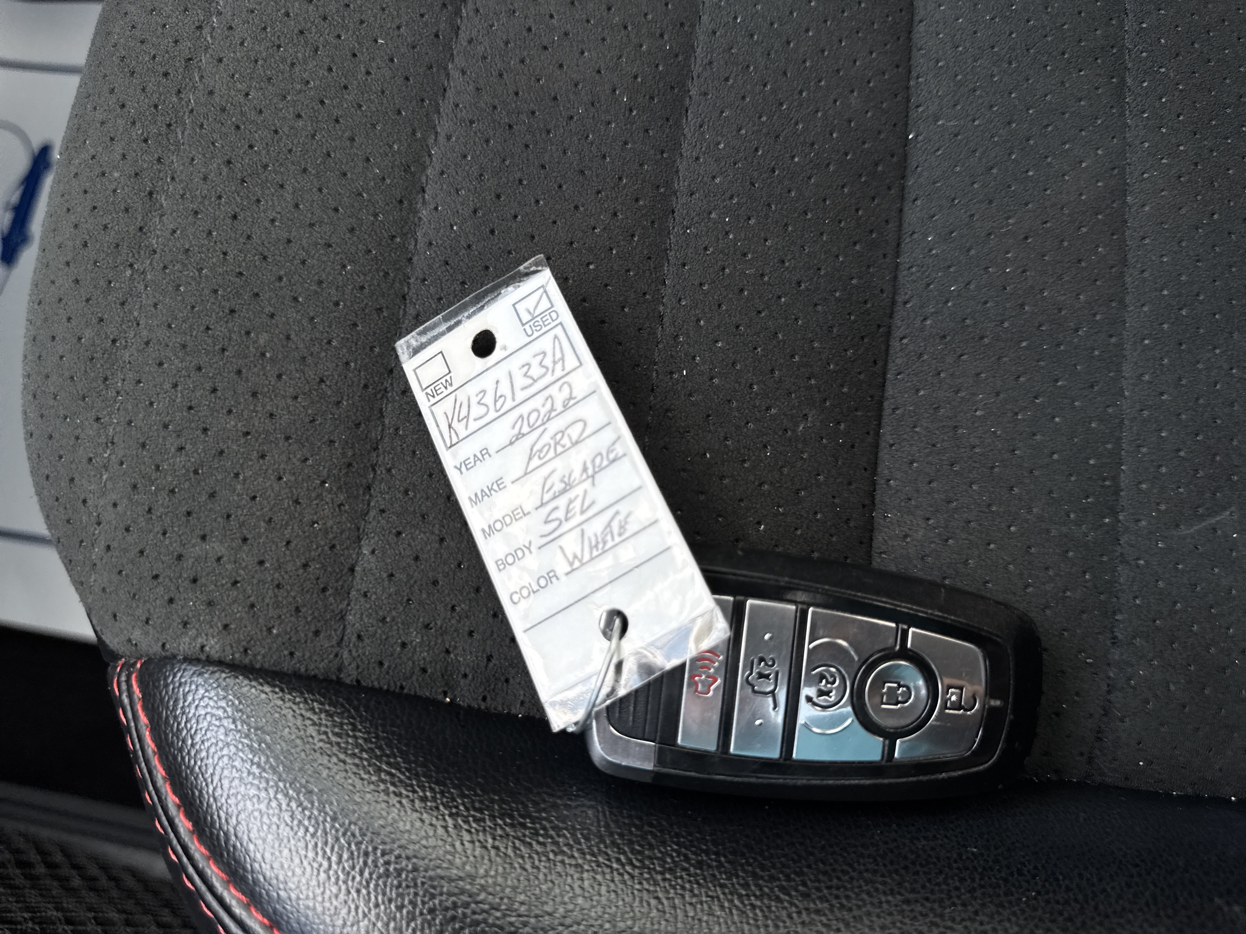 Used 2022 Ford Escape SEL w/ SEL Stealth AWD Package image 34