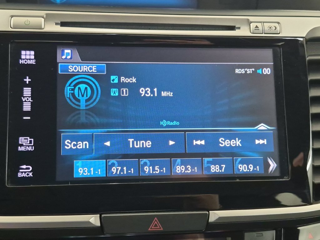 Used 2017 Honda Accord EX-L image 22
