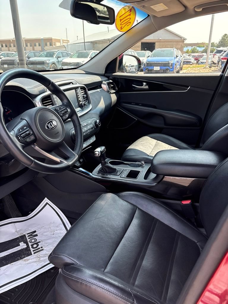 Used 2017 Kia Sorento SX AWD/4WD image 9