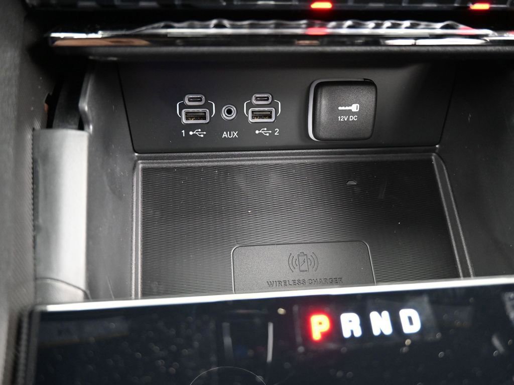 Used 2024 Jeep Grand Cherokee L Laredo w/ Luxury Tech Group I image 24