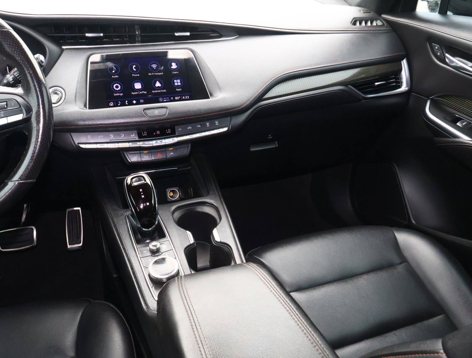 Used 2022 Cadillac XT4 Sport w/ Enhanced Visibility Package FWD image 10
