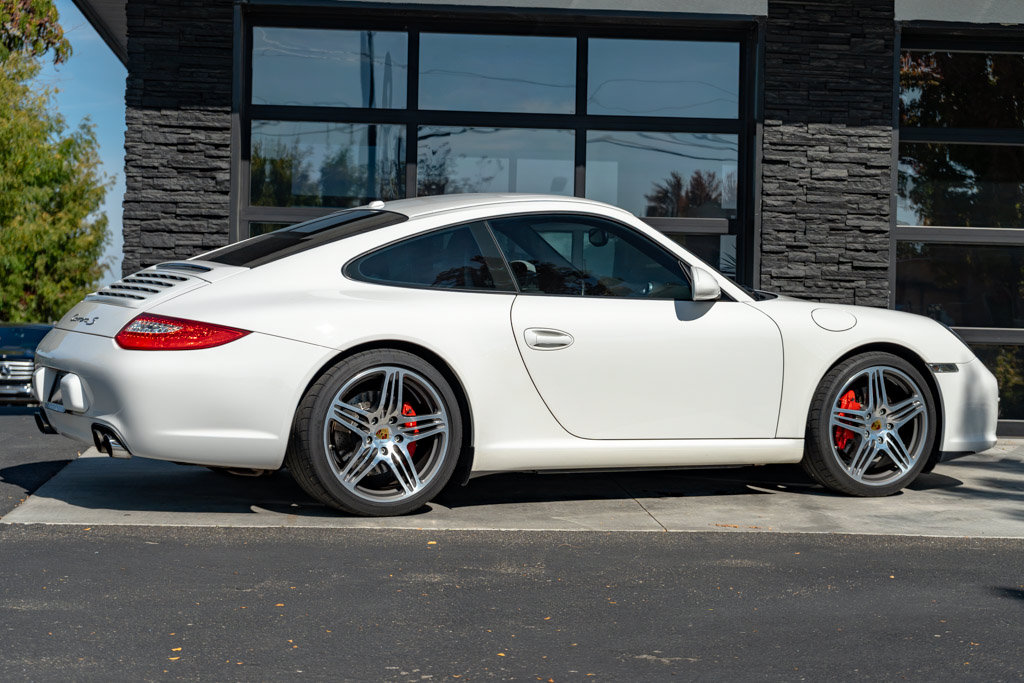 Used 2009 Porsche 911 Carrera S RWD image 9
