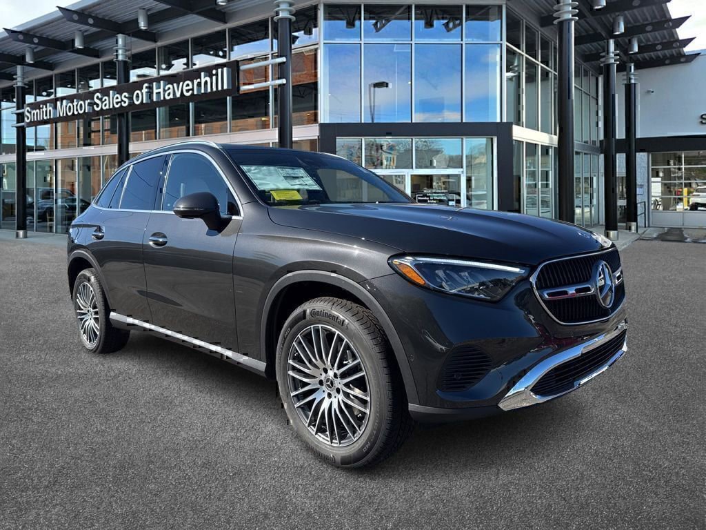 Used 2026 Mercedes-Benz GLC 300 4MATIC image 1