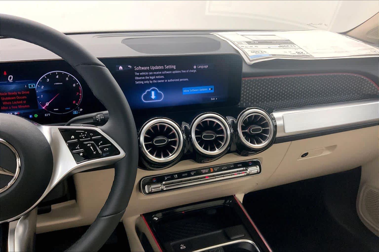 Used 2026 Mercedes-Benz GLB 250 image 25