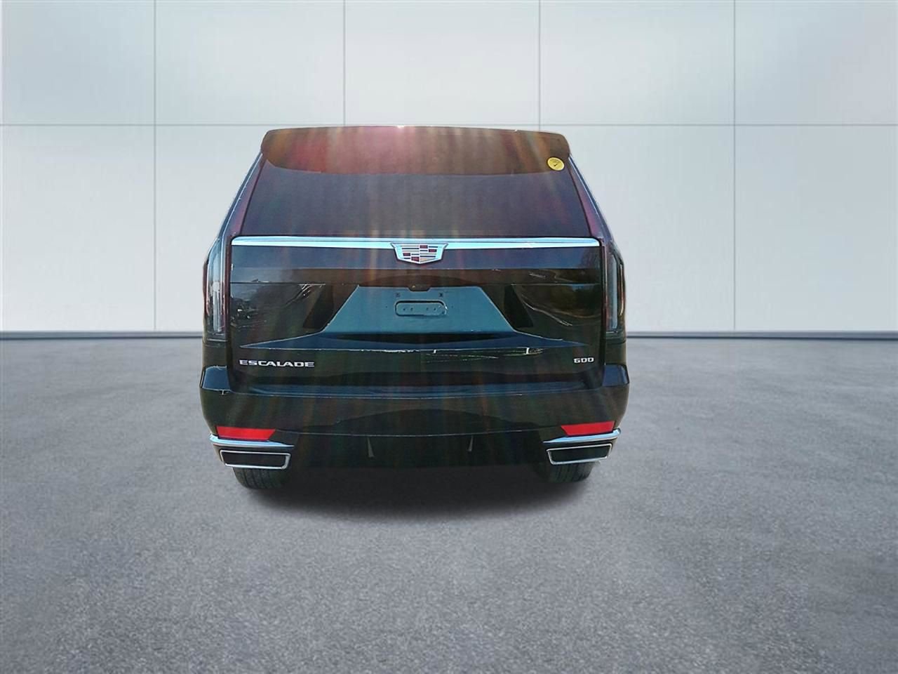 Used 2024 Cadillac Escalade ESV Premium Luxury AWD/4WD image 4