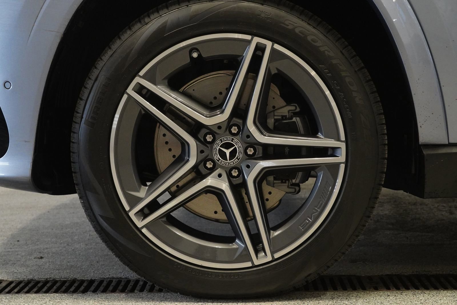 New 2026 Mercedes-Benz GLS 450 4MATIC image 11