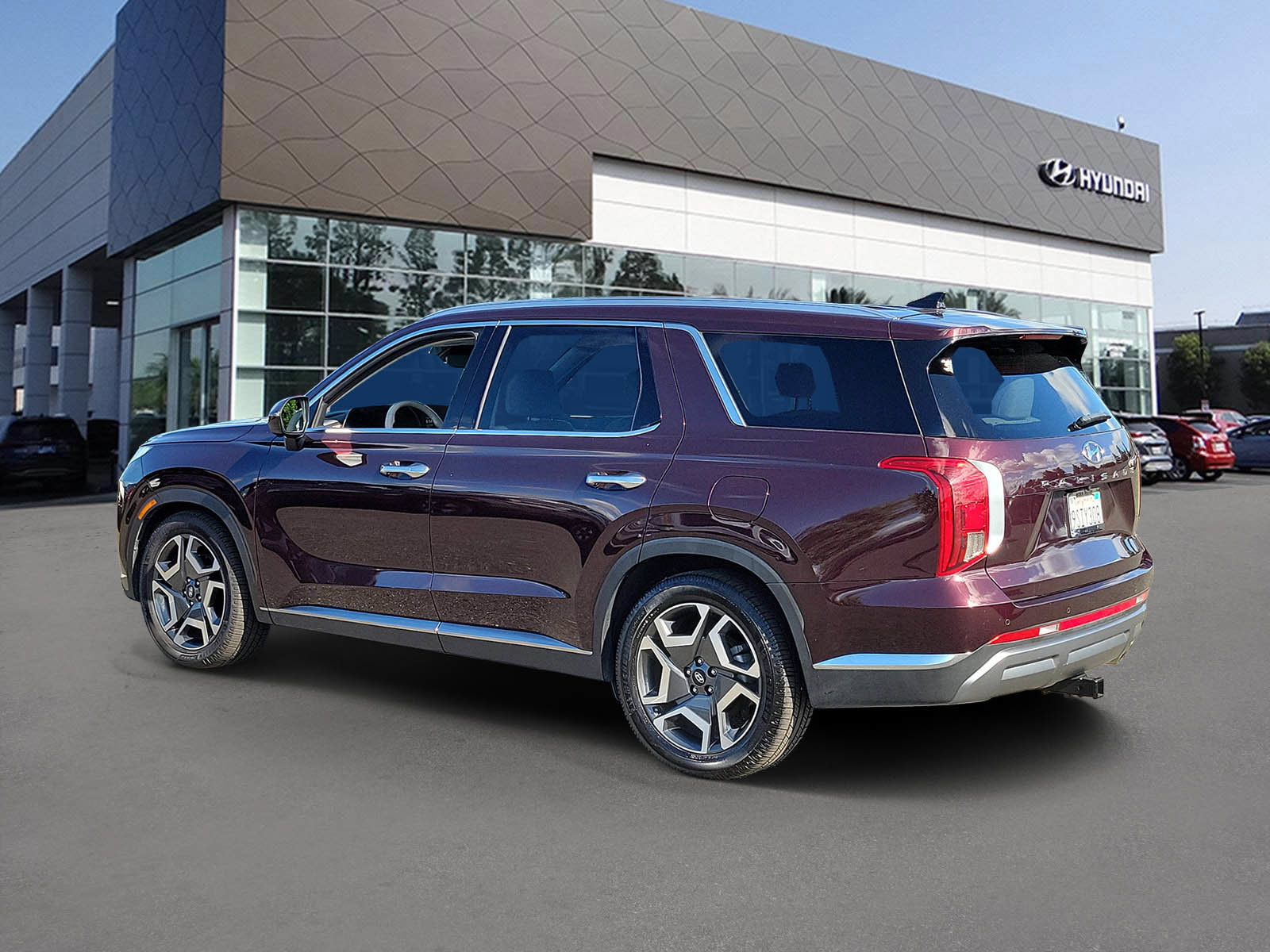 Used 2024 Hyundai Palisade Limited FWD image 4