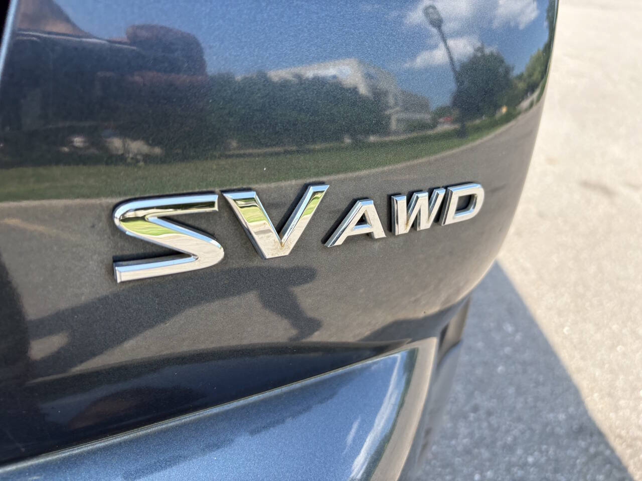 Used 2011 Nissan Juke SV AWD/4WD image 5