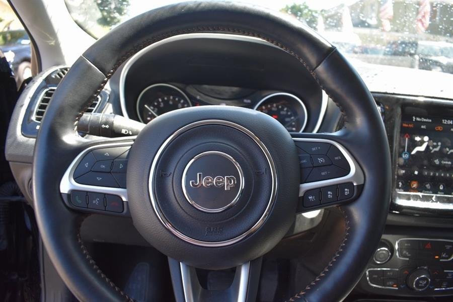 Used 2021 Jeep Compass Limited w/ Elite Interior Group image 15