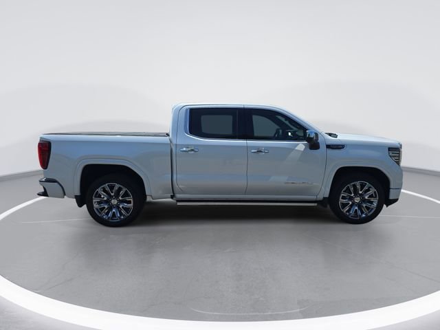 Used 2024 GMC Sierra 1500 Denali AWD/4WD image 2
