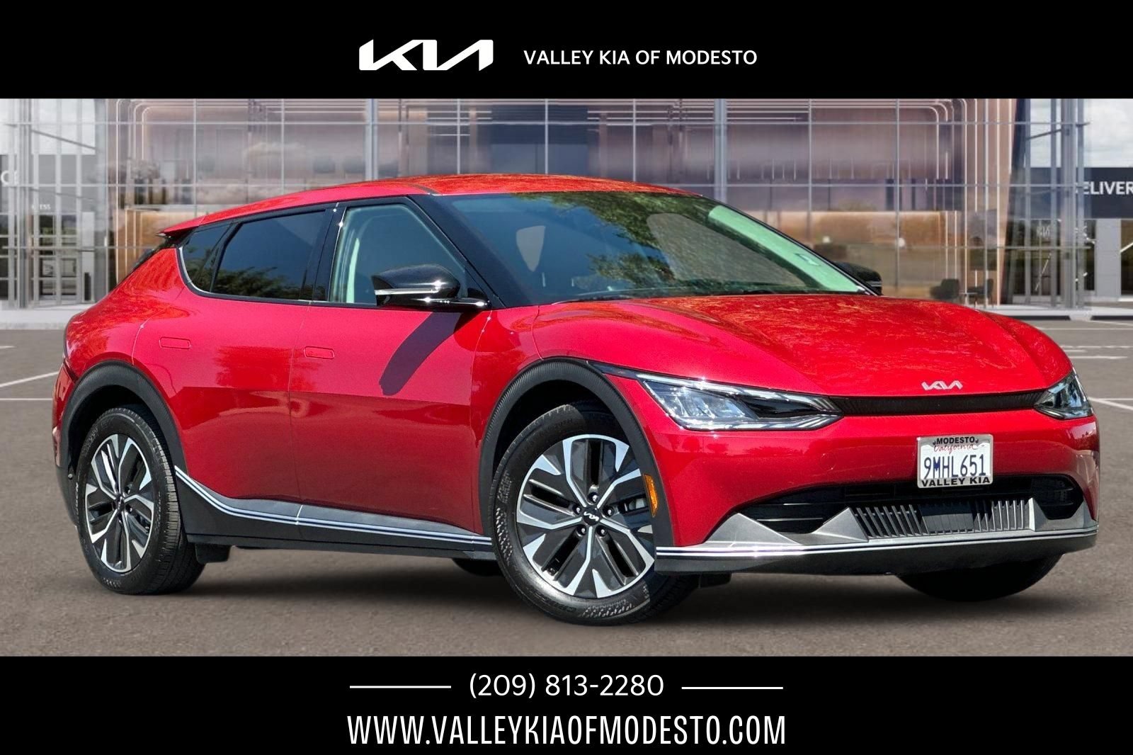 Used 2024 Kia EV6 Light RWD image 1