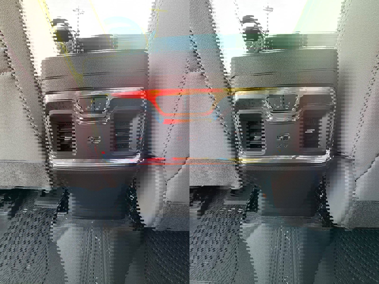 New 2026 GMC Sierra 2500 SLT w/ SLT Premium Package image 15