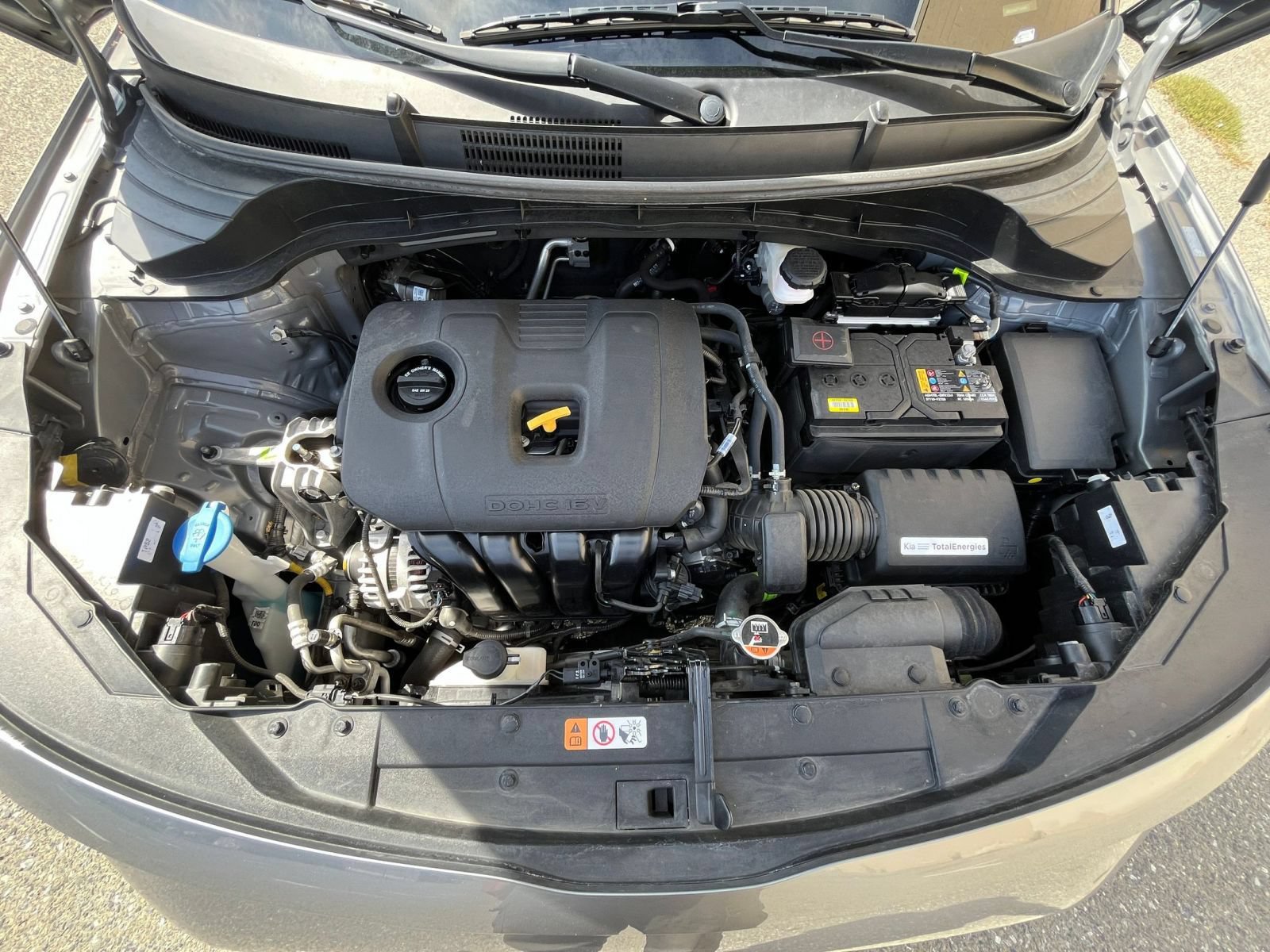 Used 2025 Kia Soul LX w/ LX Technology Package FWD image 29