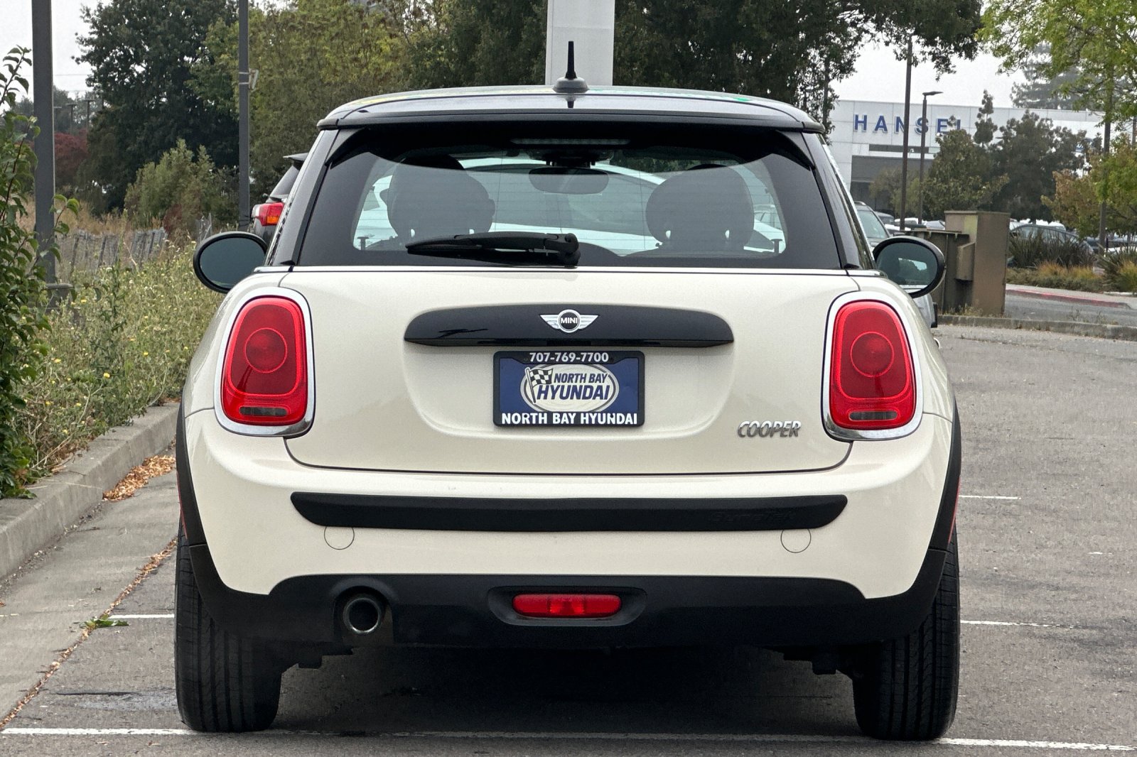 Used 2016 MINI Cooper 2-Door Hardtop FWD image 5