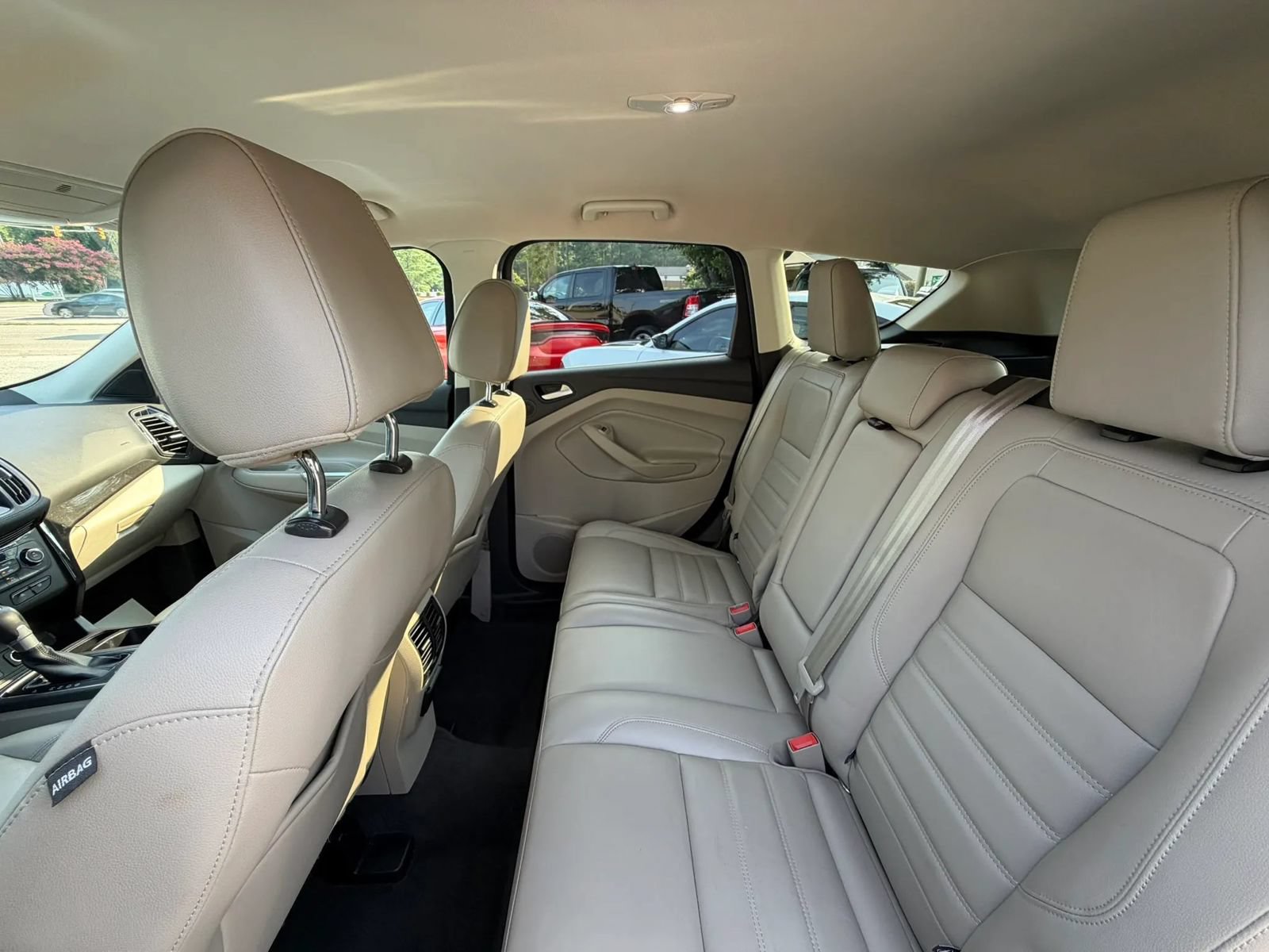 Used 2017 Ford Escape Titanium AWD/4WD image 27