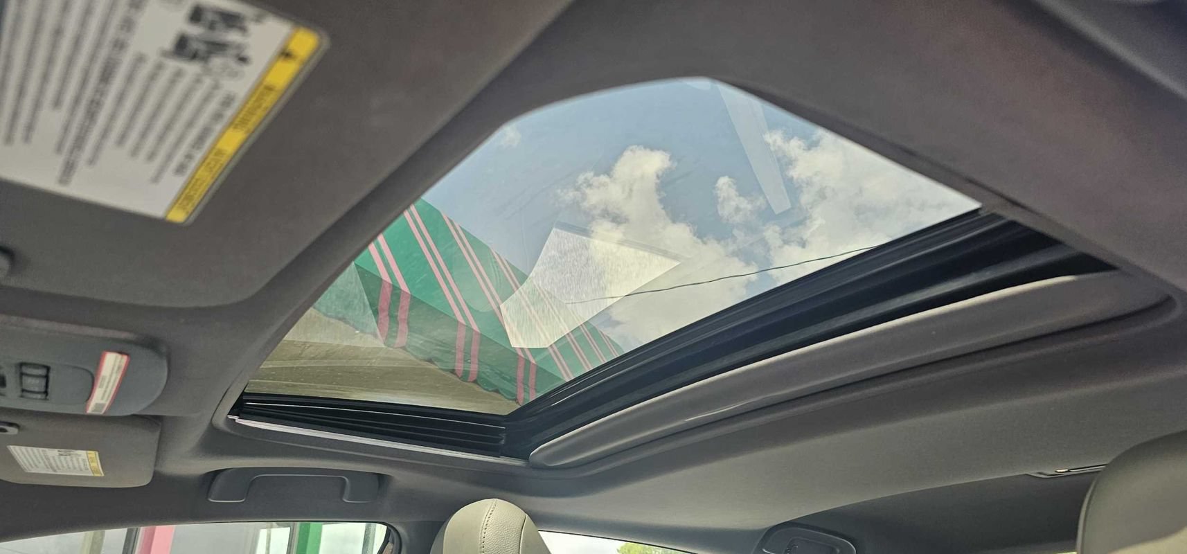 Used 2019 Toyota Avalon XLE w/ Moonroof Package FWD image 17
