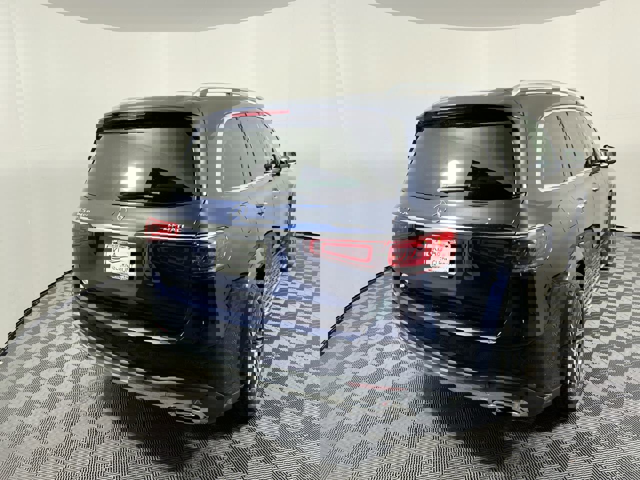 Used 2022 Mercedes-Benz GLS 450 4MATIC image 3