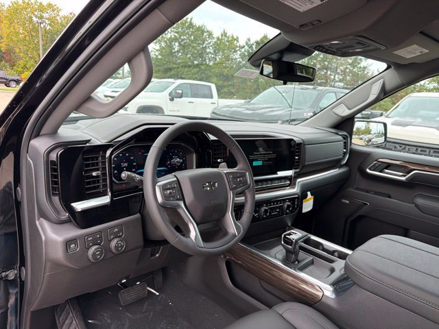 New 2026 Chevrolet Silverado 1500 RST w/ Convenience Package II AWD/4WD image 13