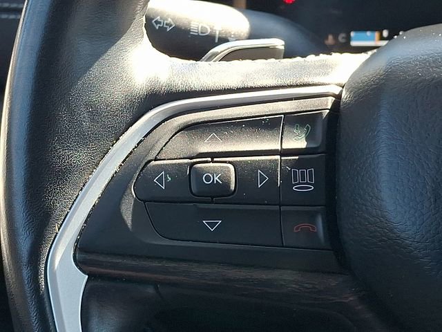 Used 2021 Jeep Grand Cherokee L Limited image 24