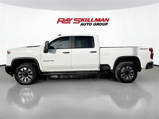 Used 2024 Chevrolet Silverado 2500 Custom w/ Snow Plow Prep/Camper Package image 4