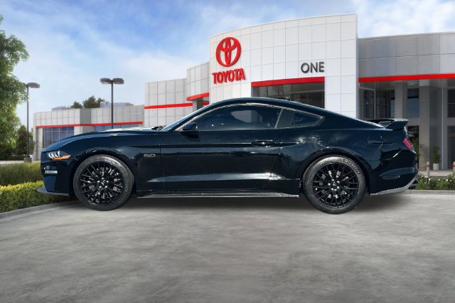 Used 2020 Ford Mustang GT Premium w/ GT Performance Package RWD image 8