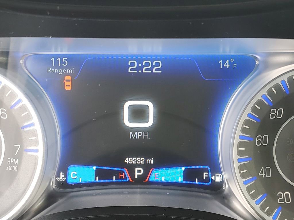 Used 2023 Chrysler 300 Touring L w/ Popular Equipment Group image 12