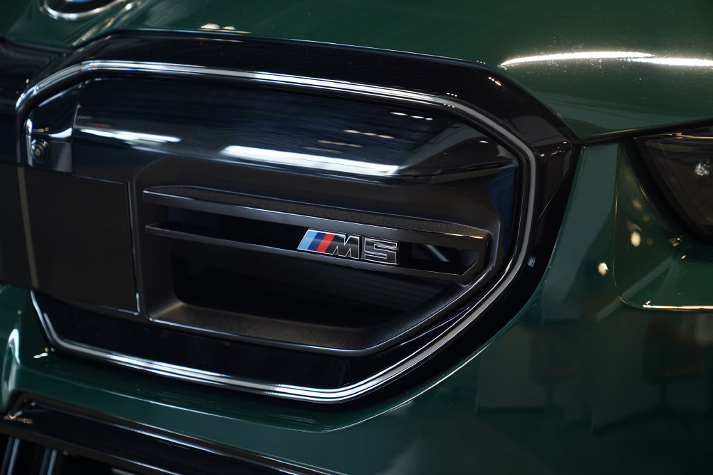 New 2027 BMW M5 w/ Carbon Package AWD/4WD image 6