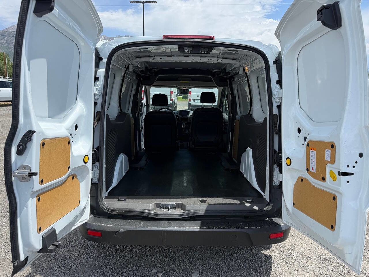 Used 2020 Ford Transit Connect XL FWD image 19
