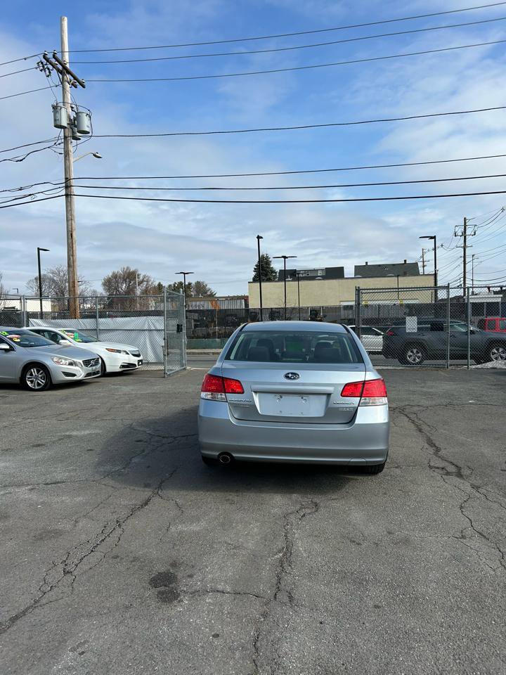 Used 2013 Subaru Legacy 2.5i Premium w/ All-Weather Pkg image 8