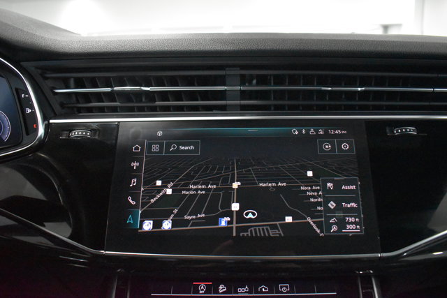 Used 2020 Audi Q8 Premium Plus AWD/4WD image 18