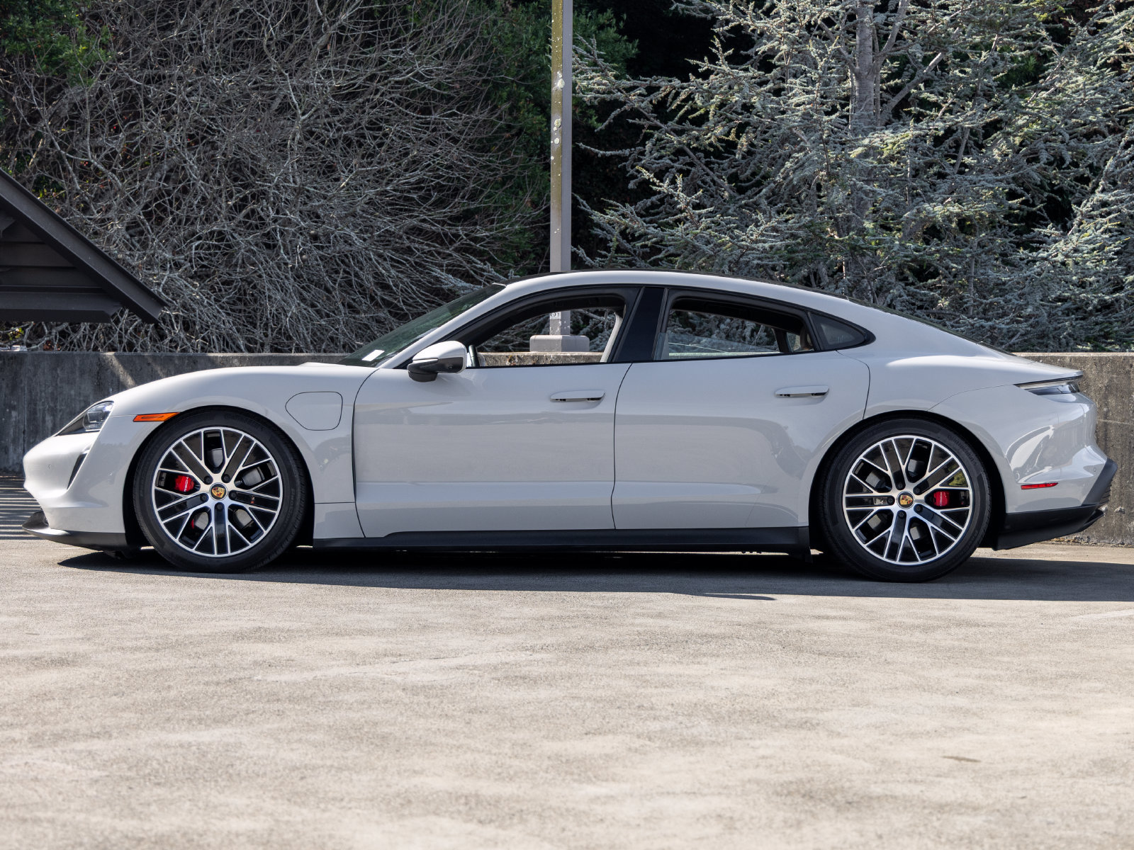 Certified 2023 Porsche Taycan 4S AWD/4WD image 2
