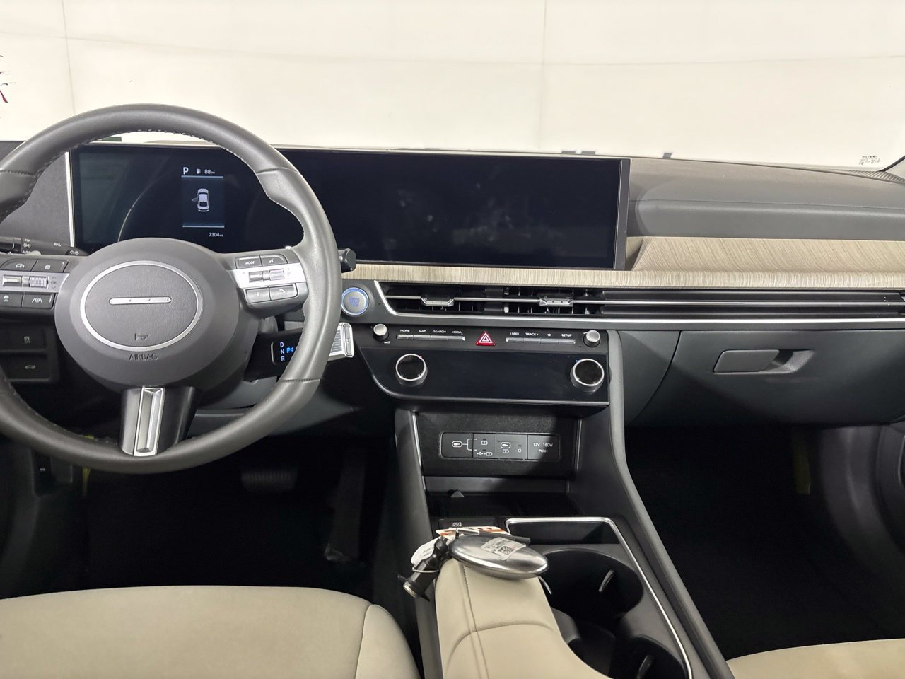 Used 2026 Hyundai Sonata SEL FWD image 25