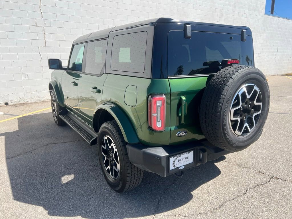 Used 2025 Ford Bronco Outer Banks image 3