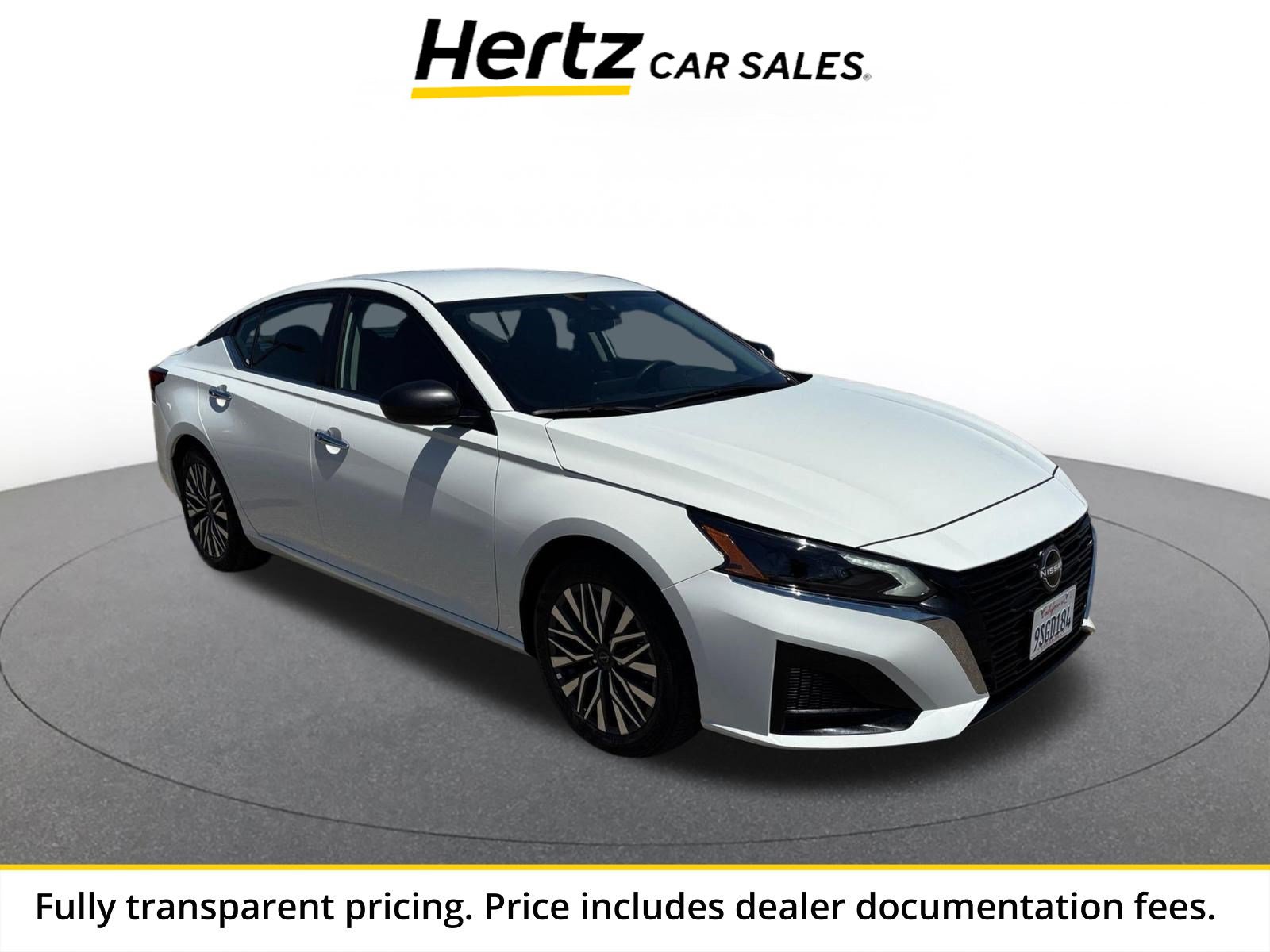 Used 2025 Nissan Altima 2.5 SV FWD image 1
