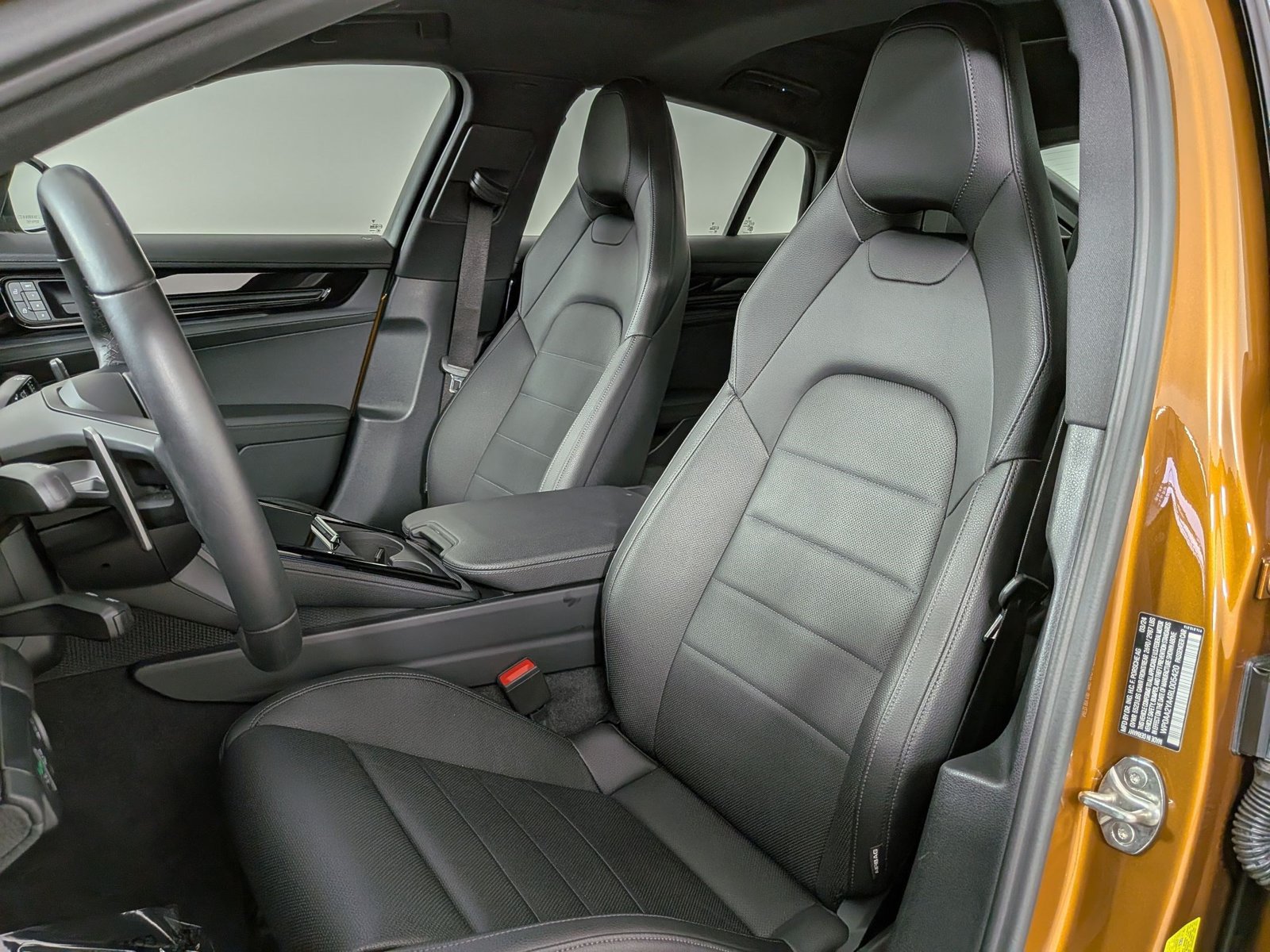 Certified 2024 Porsche Panamera image 5
