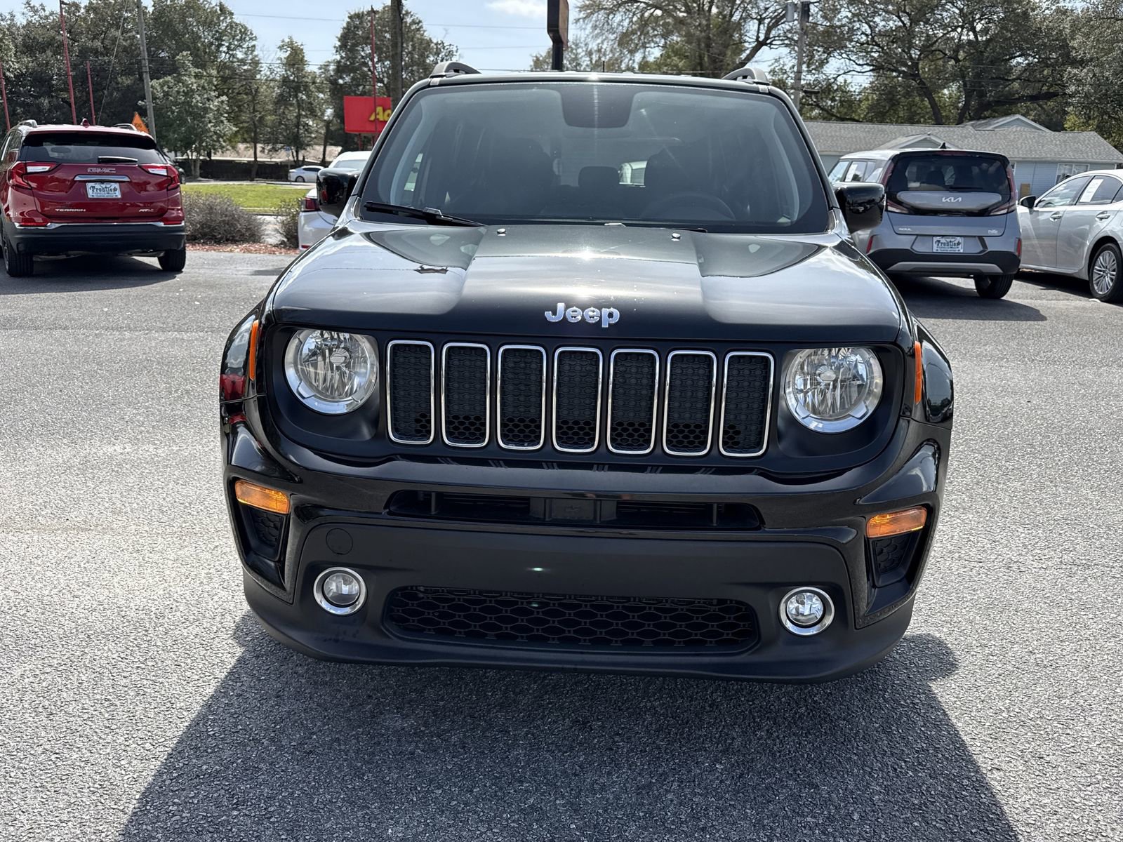 Used 2020 Jeep Renegade Latitude image 8