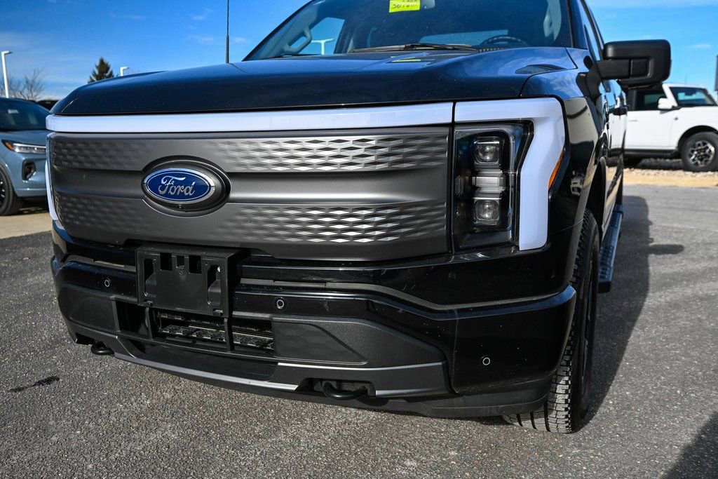 Certified 2023 Ford F150 Lightning XLT w/ Max Trailer Tow Package image 11
