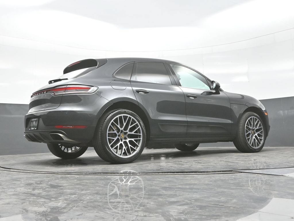Used 2020 Porsche Macan AWD/4WD image 28