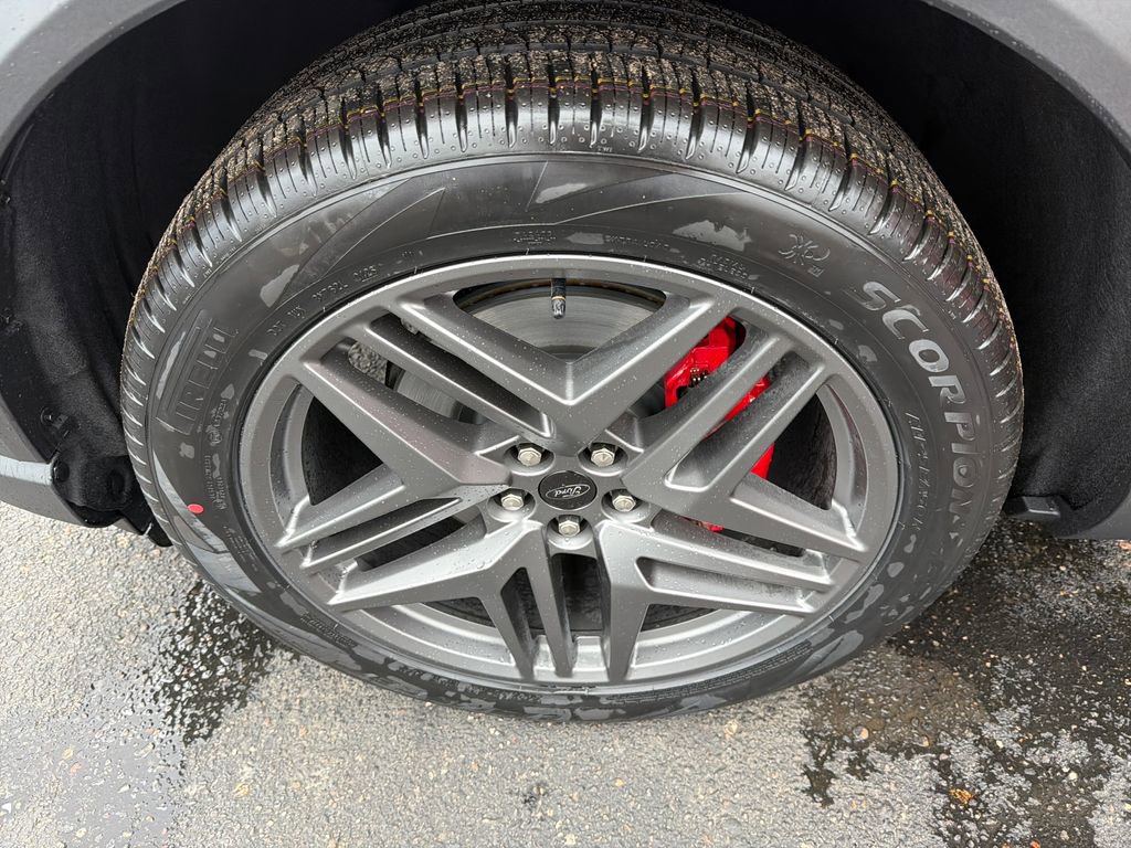 New 2026 Ford Explorer ST-Line image 27