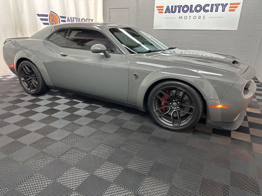 Used 2019 Dodge Challenger SRT Hellcat RWD image 3