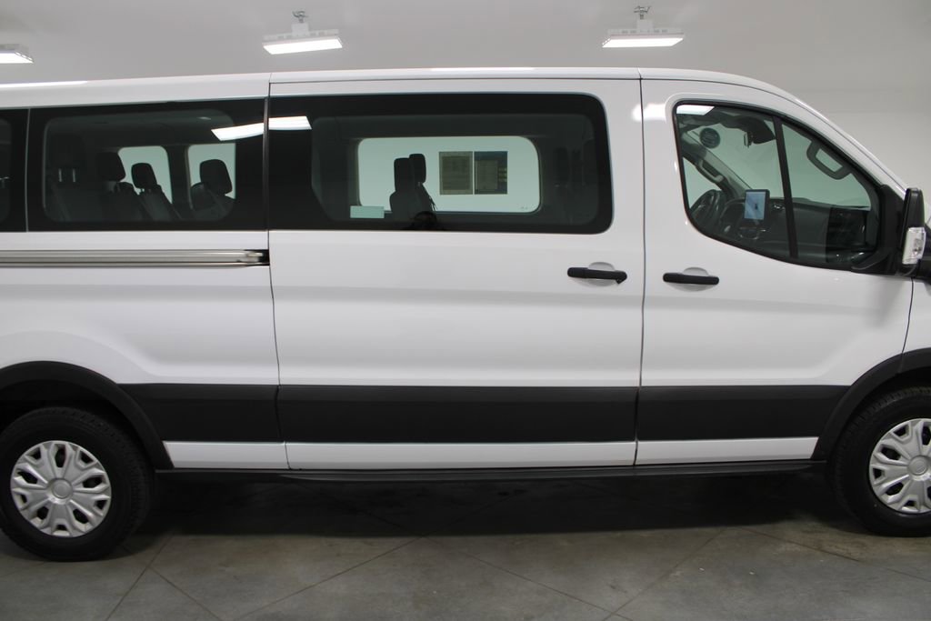 Used 2023 Ford Transit 350 XLT image 11