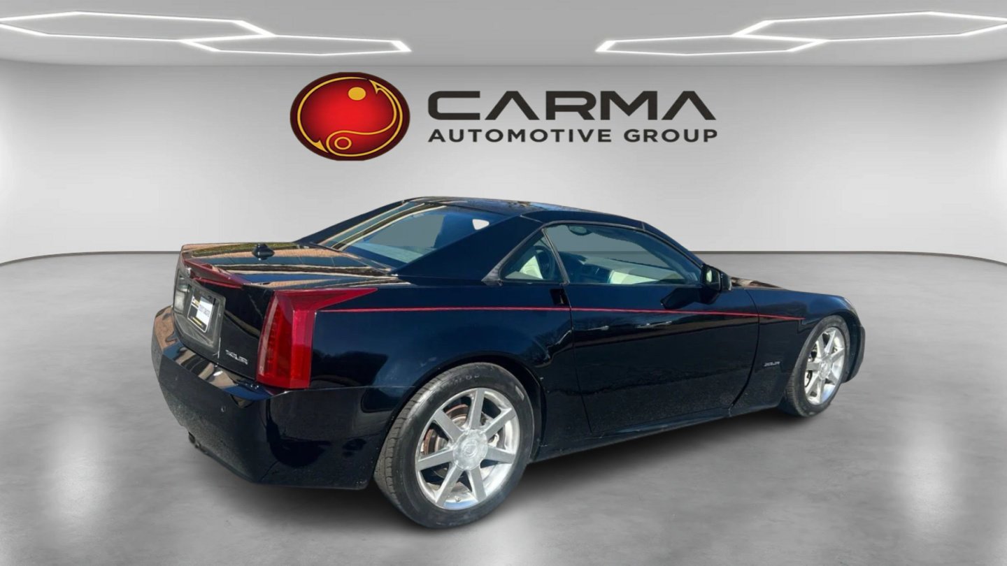 Used 2005 Cadillac XLR image 5