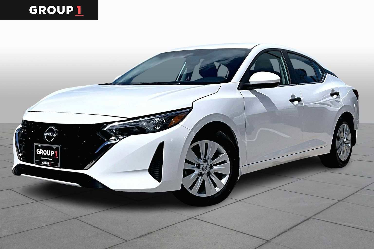 Used 2025 Nissan Sentra S image 1