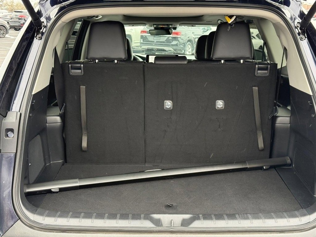 Certified 2025 Toyota Grand Highlander Limited image 4