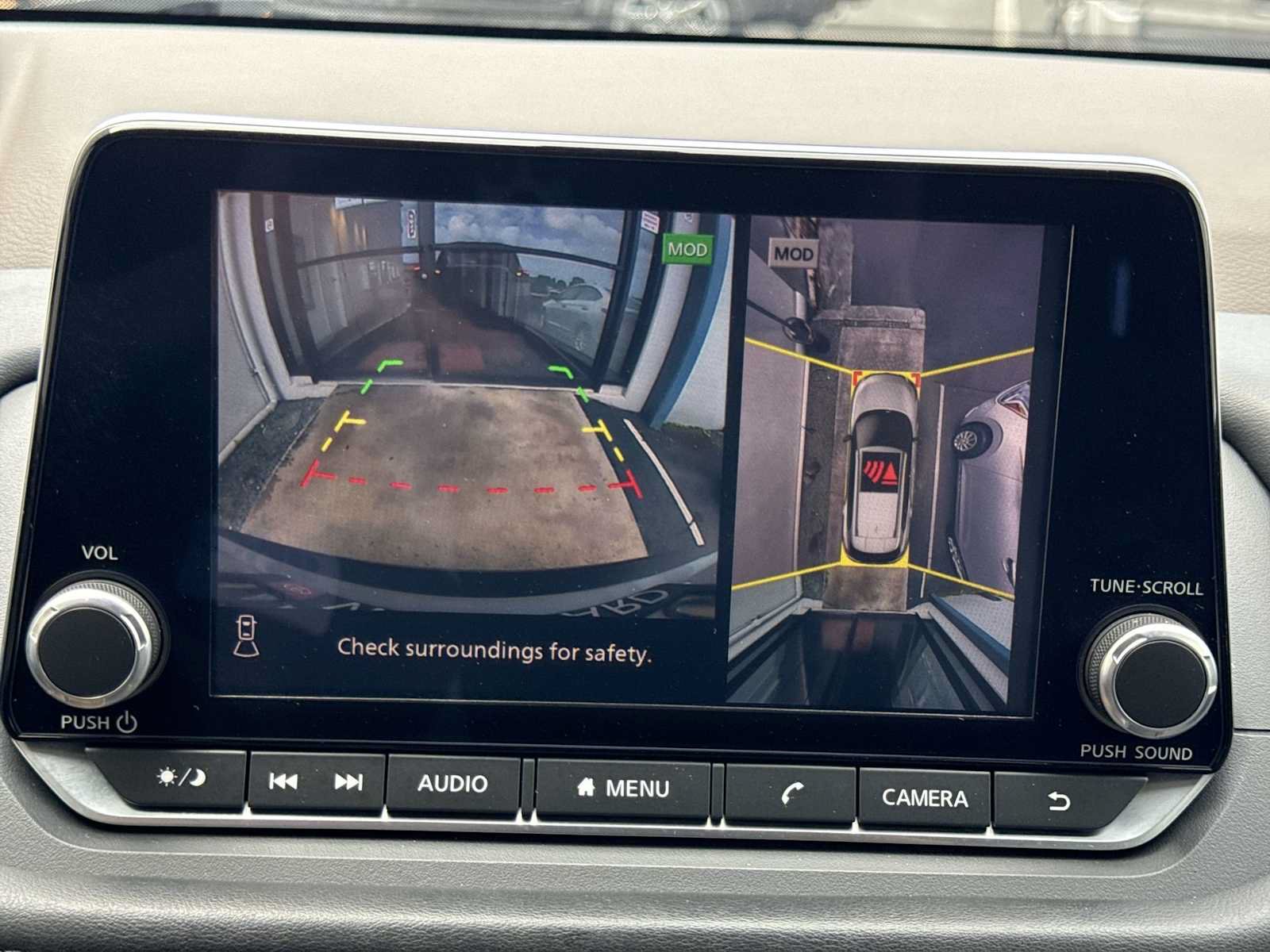 Used 2021 Nissan Rogue SV FWD image 18