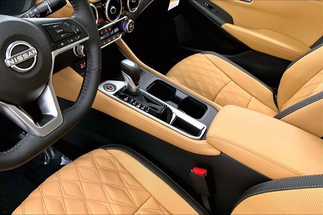 New 2025 Nissan Sentra SV w/ SV Premium Package image 9