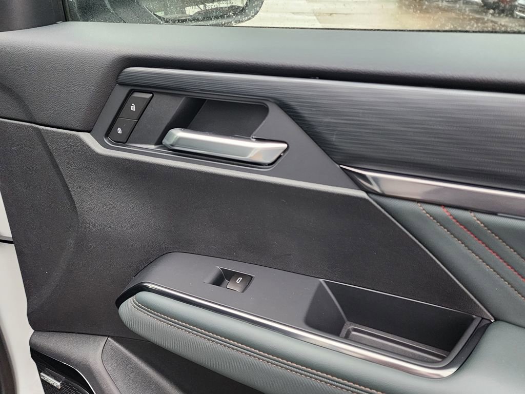 New 2026 GMC Acadia AT4 w/ Super Cruise Package image 41