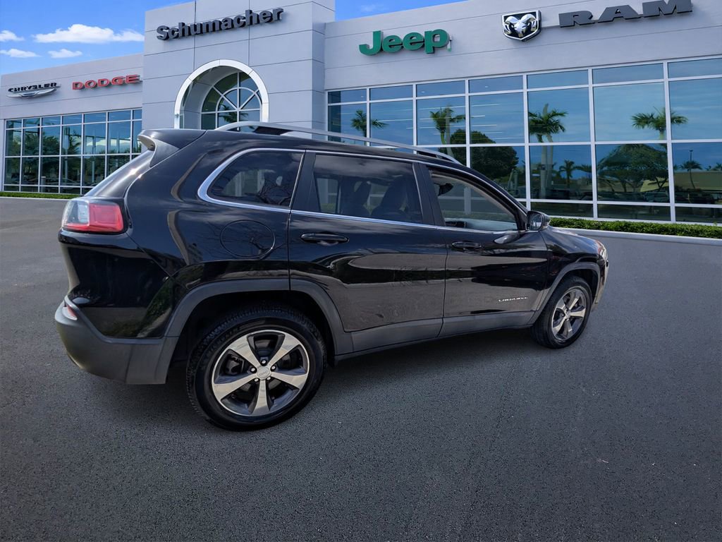 Used 2019 Jeep Cherokee Limited image 7