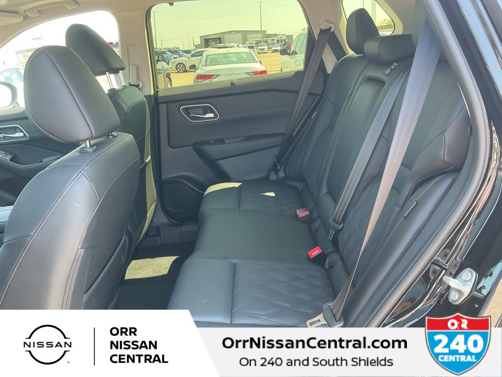 New 2026 Nissan Rogue Platinum w/ Platinum Premium Package image 13
