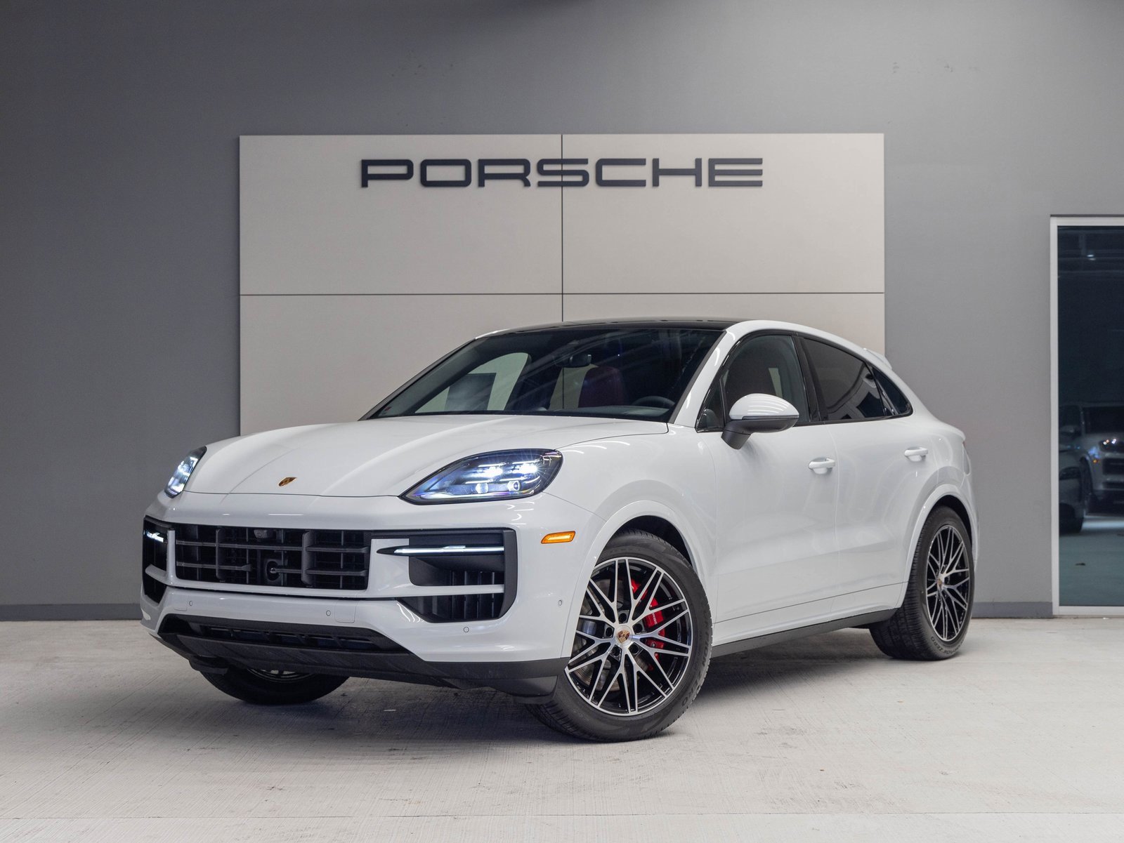 New 2026 Porsche Cayenne S video 1